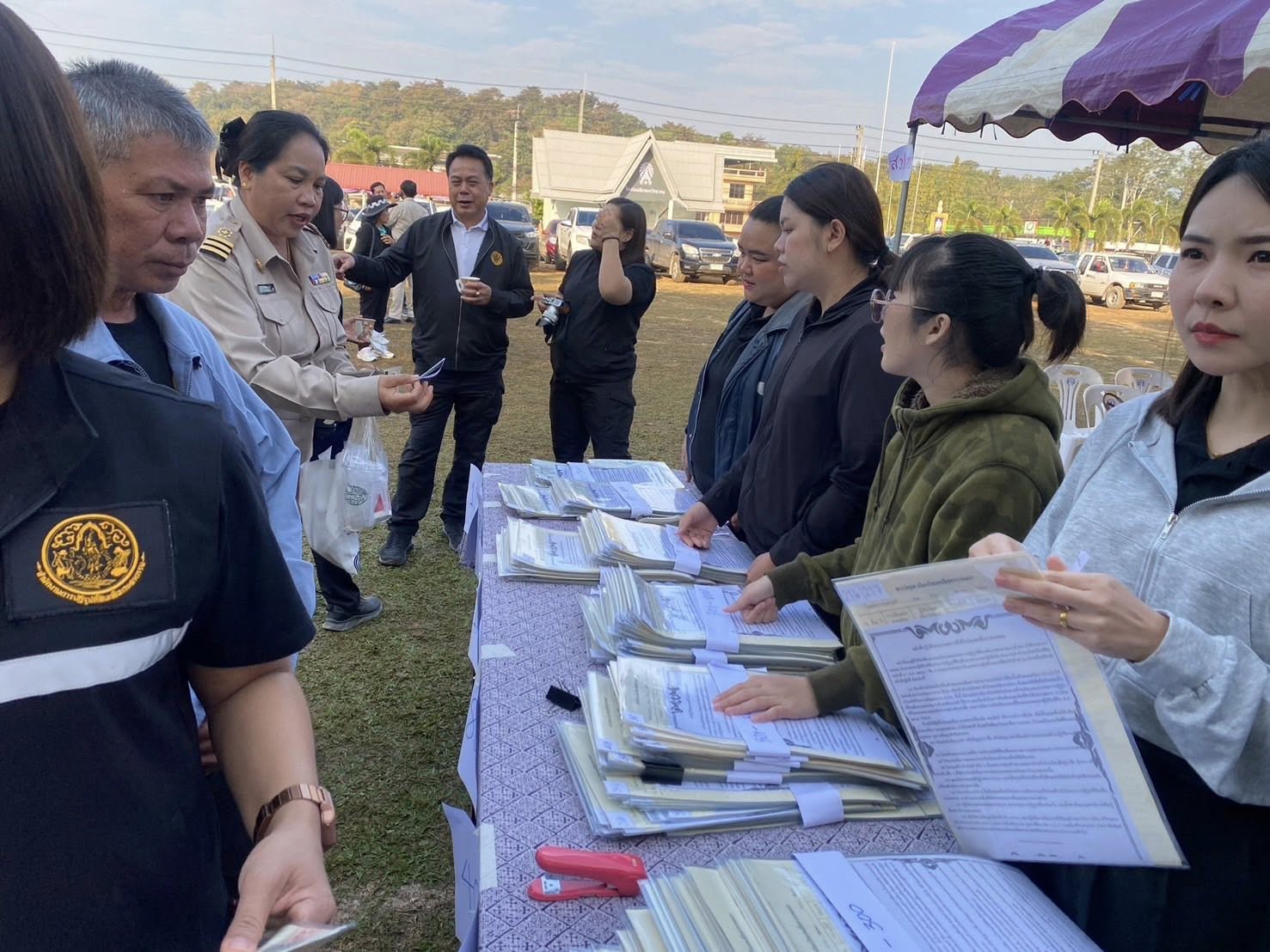 title - ส.ป.ก.ร่วมติดตาม รองนายกรัฐมนตรี และรัฐมนตรีว่าการกระทรวงเกษตรและสหกรณ์ (ร้อยเอก ธรรมนัส พรหมเผ่า) ลงพื้นที่ตรวจราชการในพื้นที่จังหวัดเชียงราย